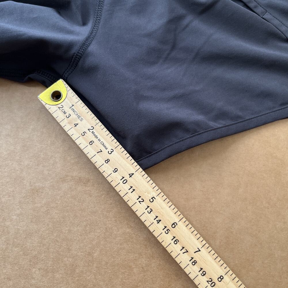 Lululemon Speed Up Short 4” Low Rise Lined Black Size 2 - Picture 6 of 11